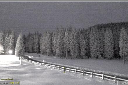 Padel je nov slovenski rekord v padcu temperature. V teh krajih je zapadlo največ snega.