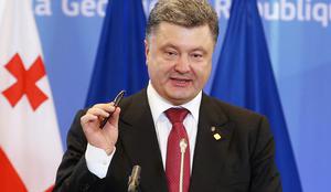 Ukrajinski predsednik končal premirje