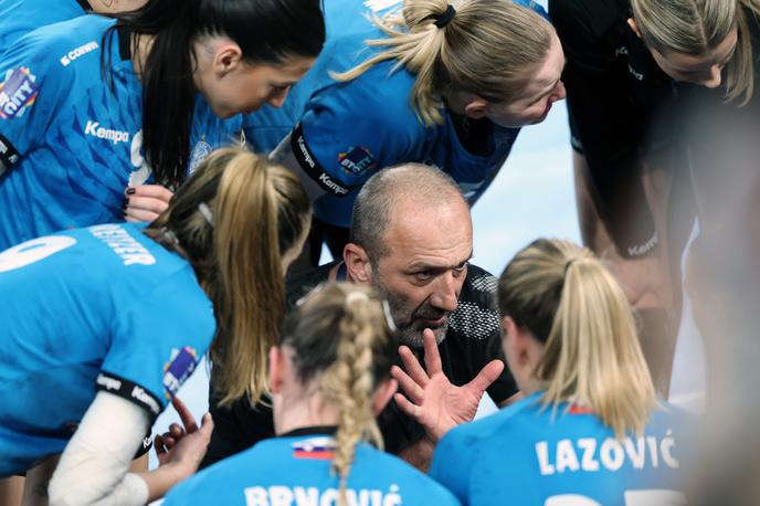 EHF liga prvakinj: Krim Mercator - Ikast | Krimovke so v državnem prvenstvu brez konkurence. | Foto www.alesfevzer.com