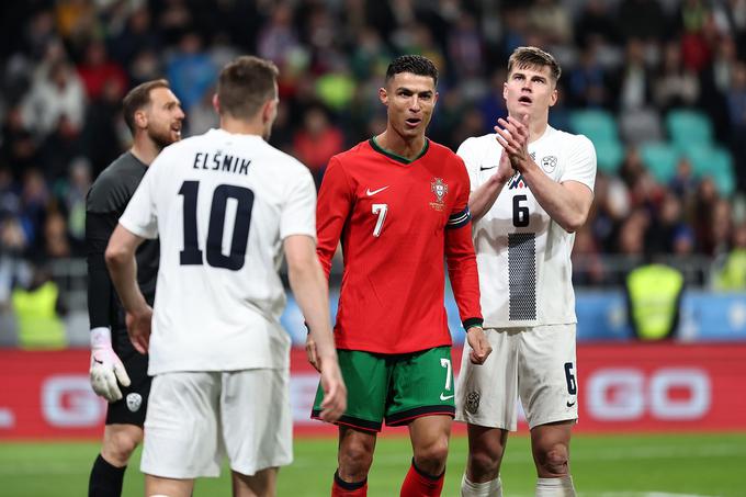 Cristiano Ronaldo se v torek proti Sloveniji ni vpisal med strelce. Štiri dni pozneje je bila na tekmi v Savdski Arabiji povsem druga zgodba ... | Foto: www.alesfevzer.com