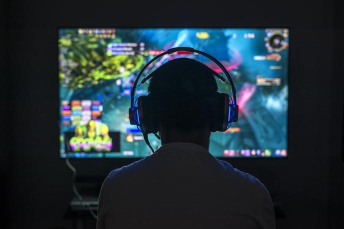 Igranje videoiger, gaming | Igre, ki so jih razvili v Srbiji, so uporabniki kupili ali si jih naložili več kot stomilijonkrat. | Foto Shutterstock