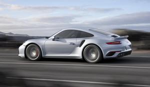 Porsche turbo in turbo S – še več moči za kultnega turba (video)