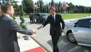 Pahor za modernizacijo slovenske diplomatske mreže