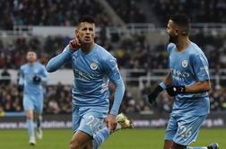 Portugalec ostaja zvest Manchester Cityju